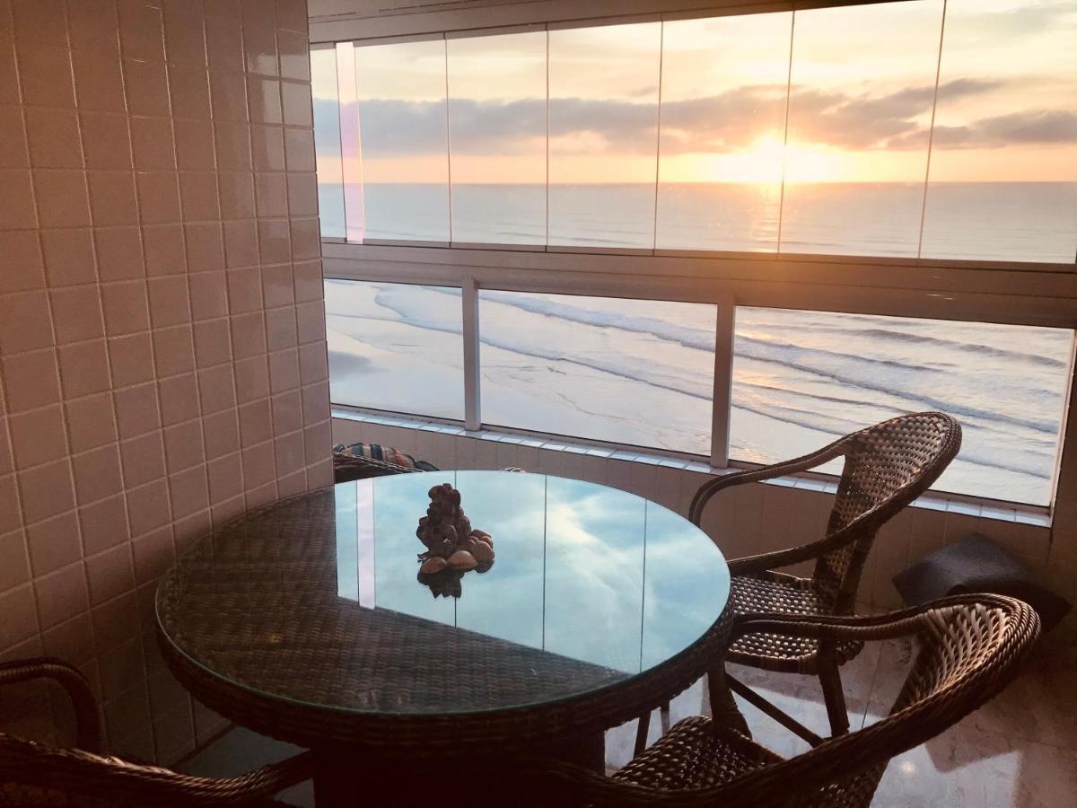 Mongagua Com Vista Para O Mar Pe Na Areia Ngoại thất bức ảnh