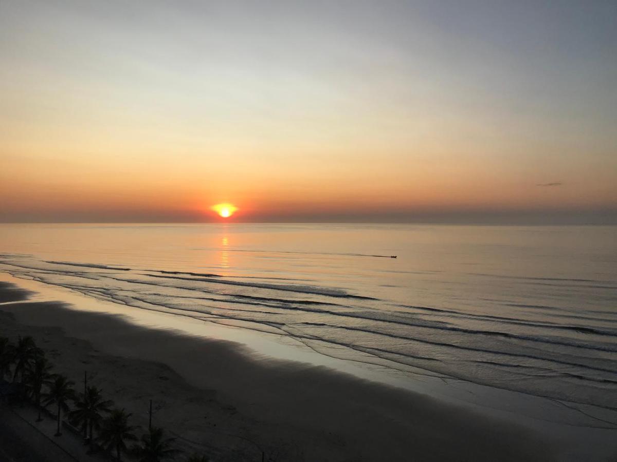 Mongagua Com Vista Para O Mar Pe Na Areia Ngoại thất bức ảnh